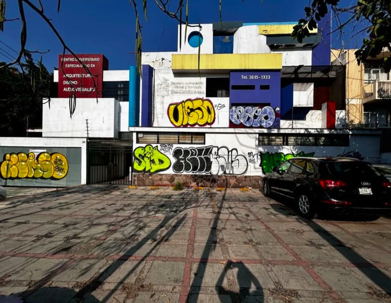 Local Comercial Spot2