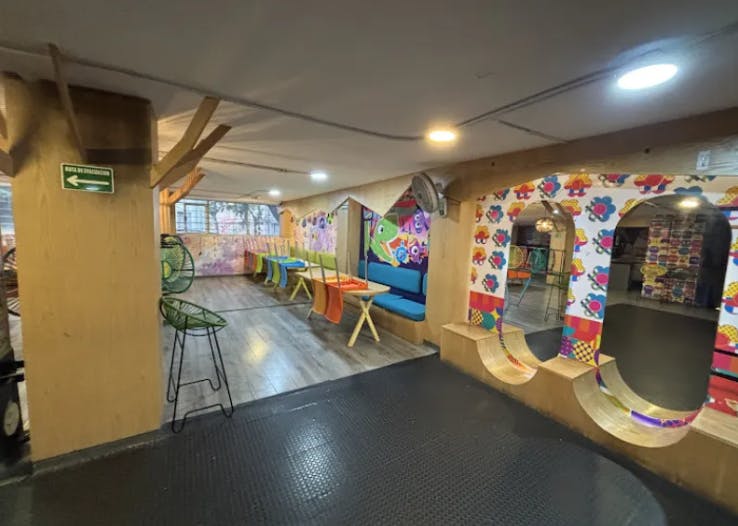 Local Comercial Spot2