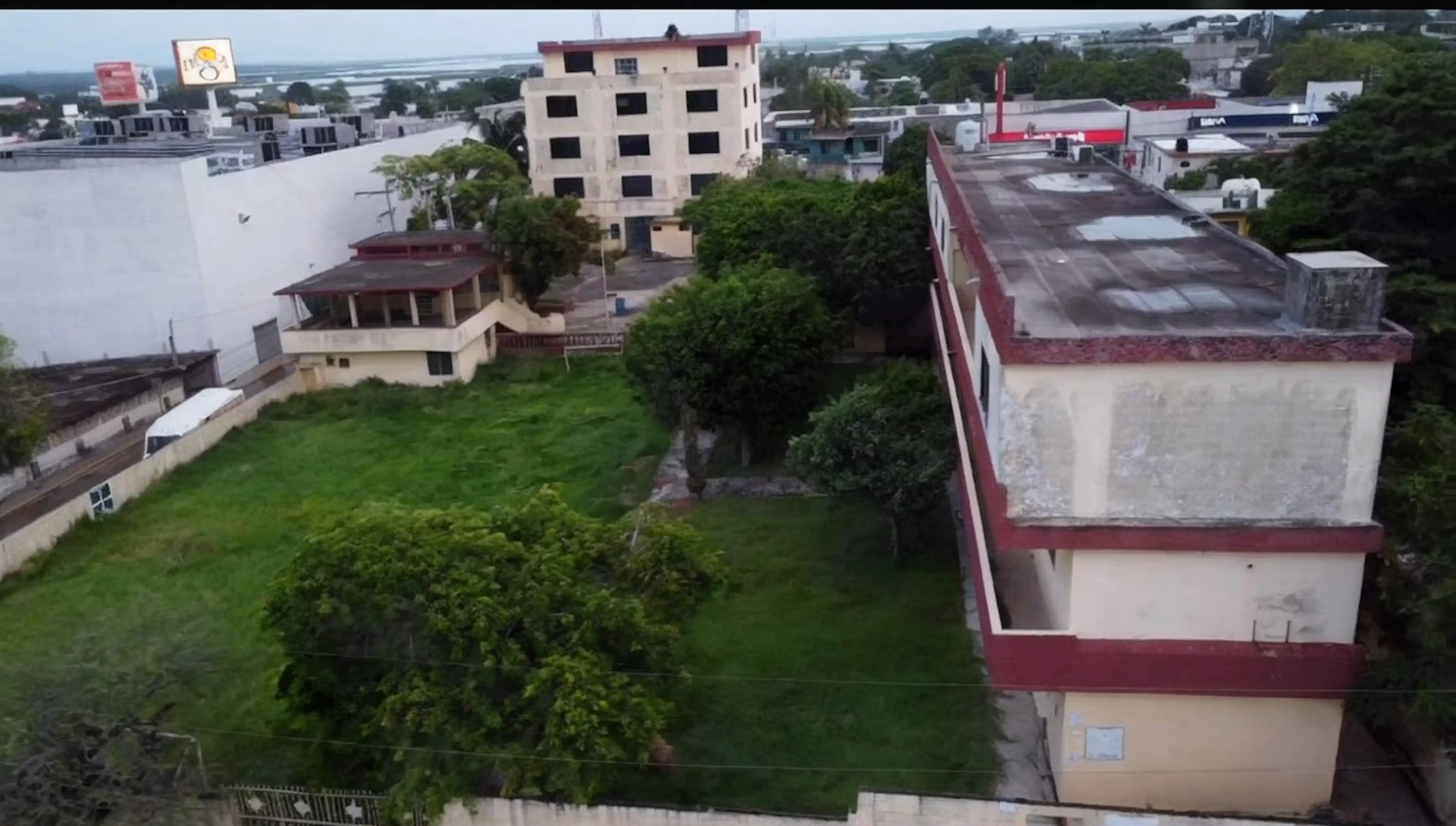 Preparatoria Y Secundaria