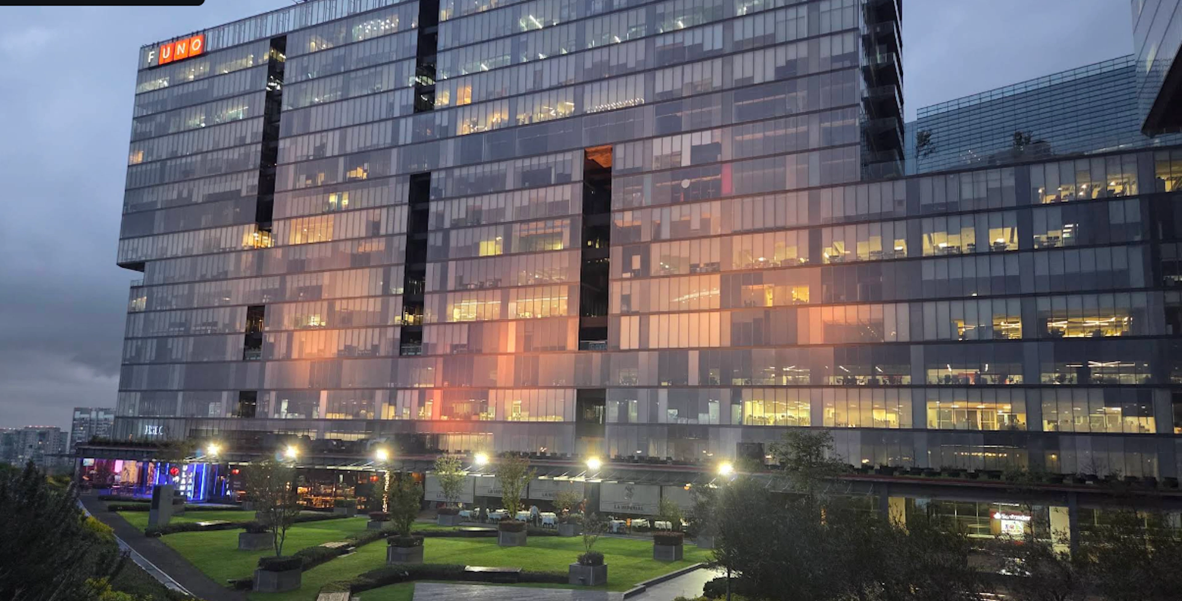 Local Comercial Spot2