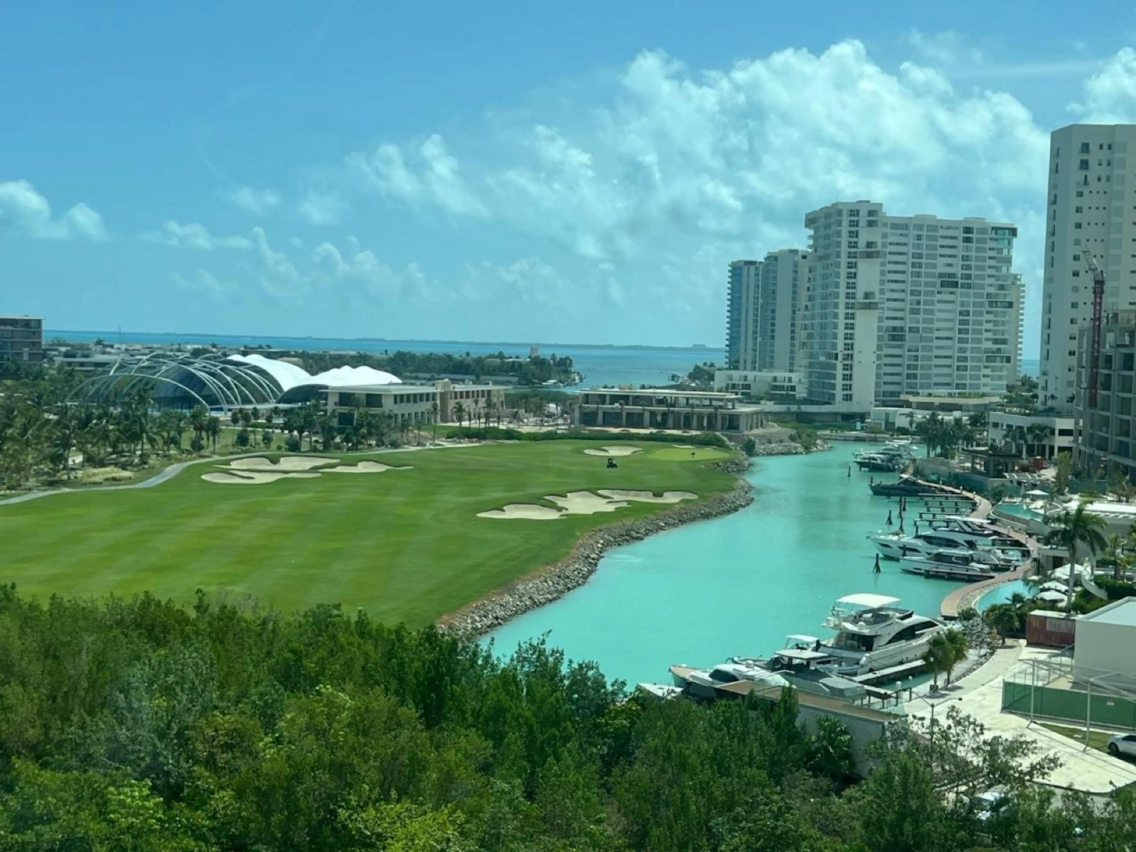 Oficinas En Venta En Diomeda, Puerto Cancún S/N