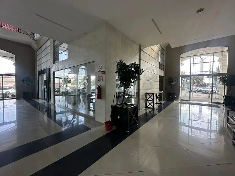 Local Comercial Spot2