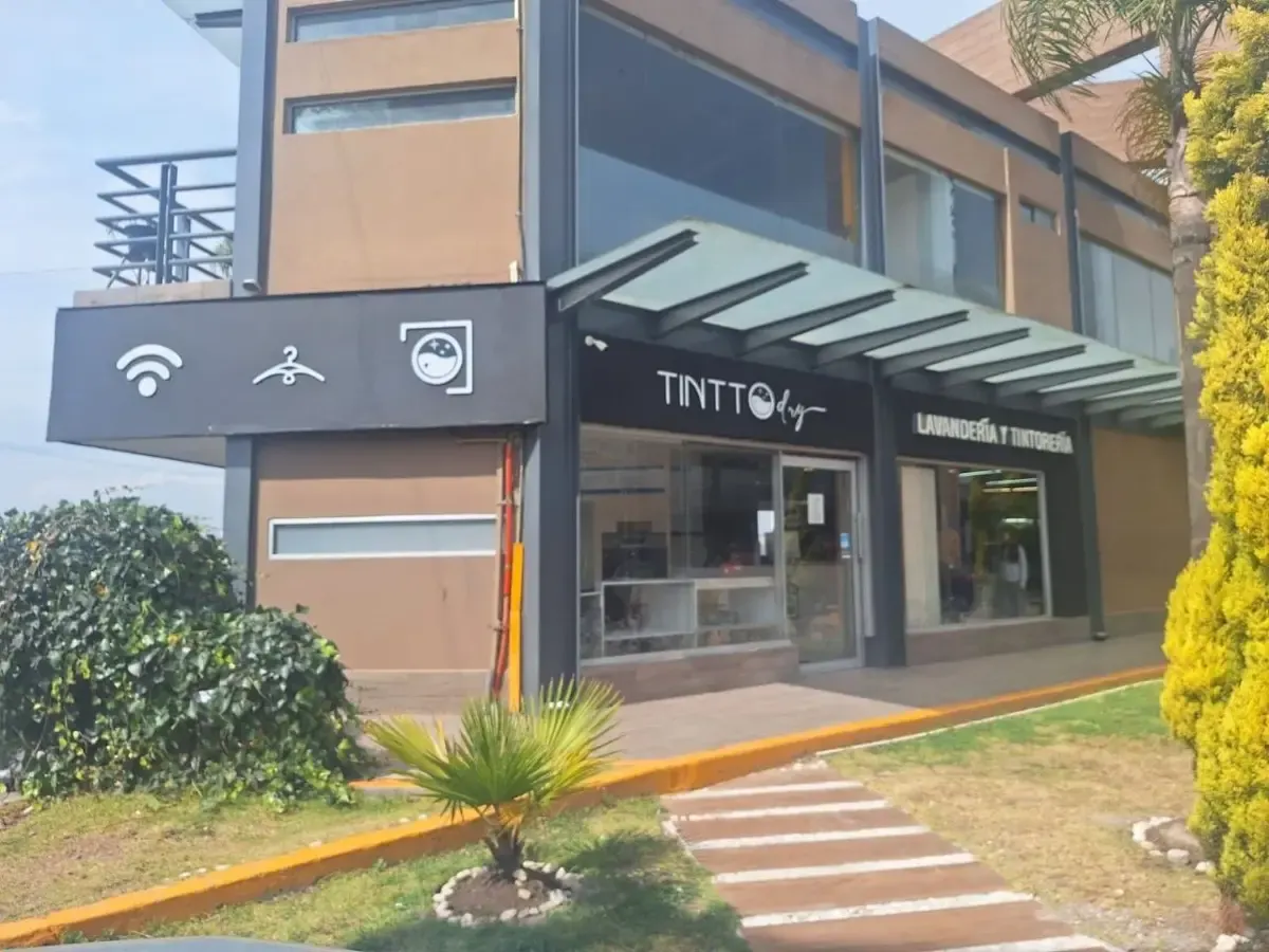 Local Comercial Spot2