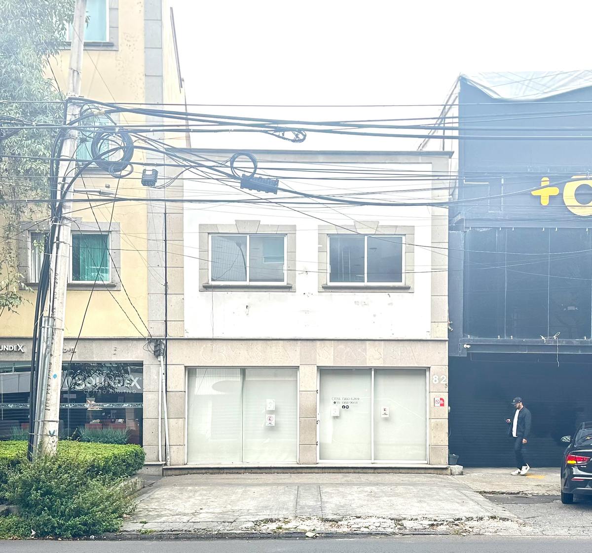 Local Comercial Spot2