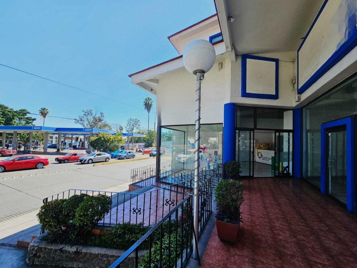 Local Comercial Spot2