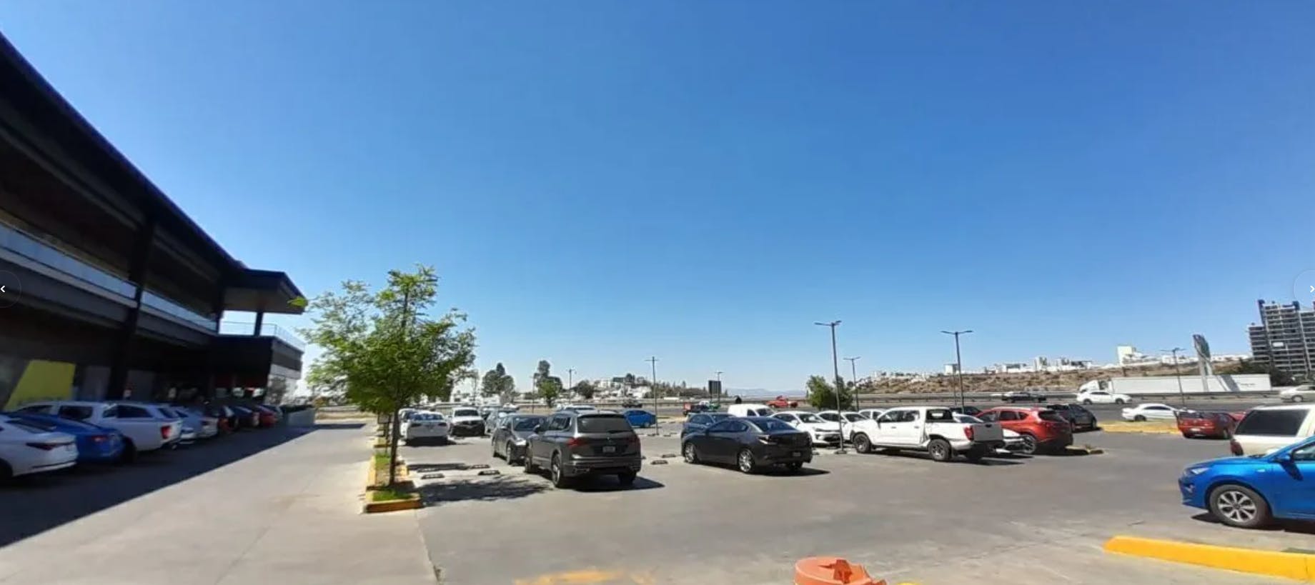 Local Comercial Spot2