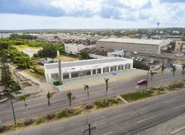 Local Comercial Spot2