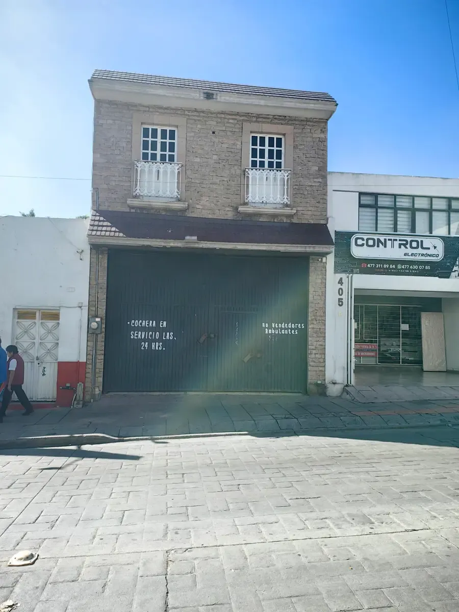 Local Comercial Spot2