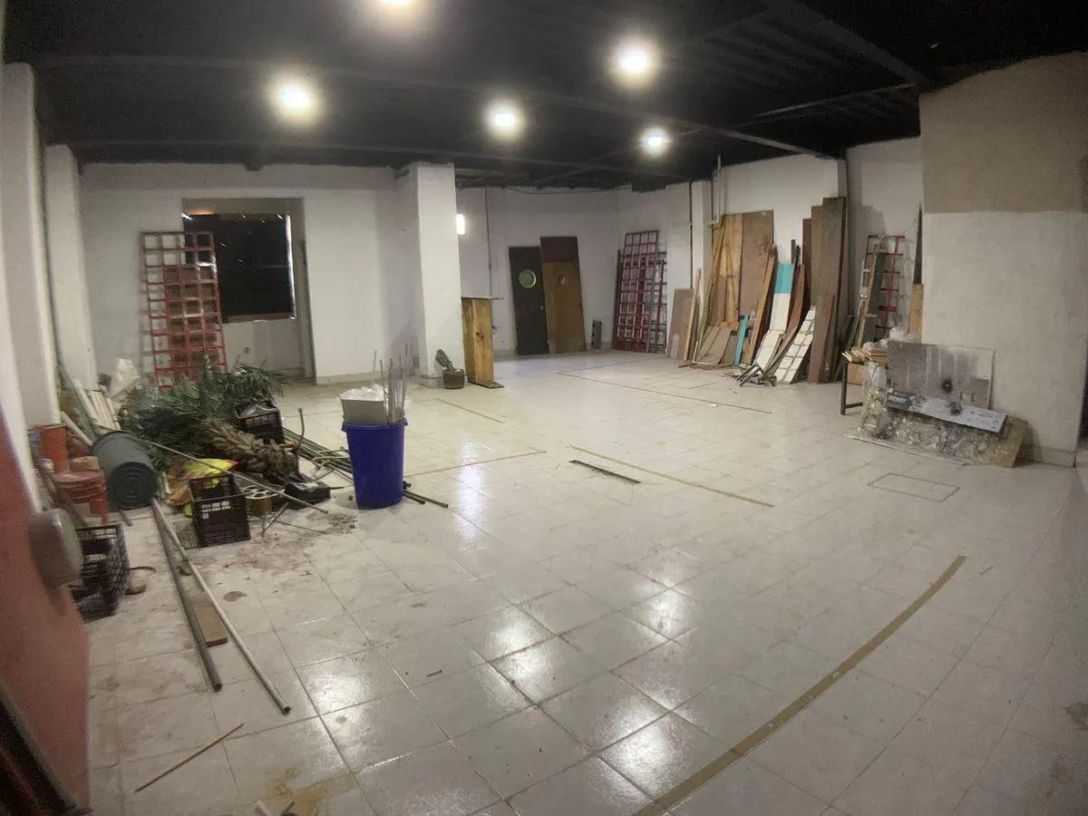 Local Comercial Spot2