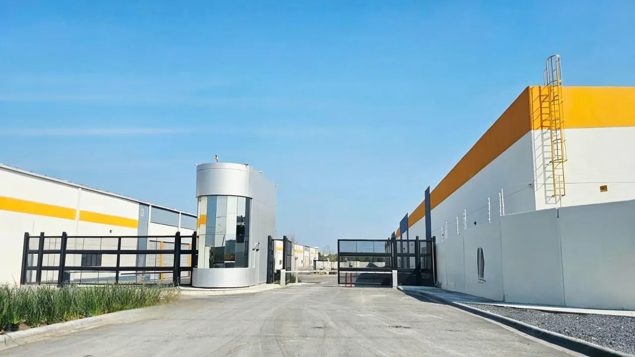 Industrial Spot2