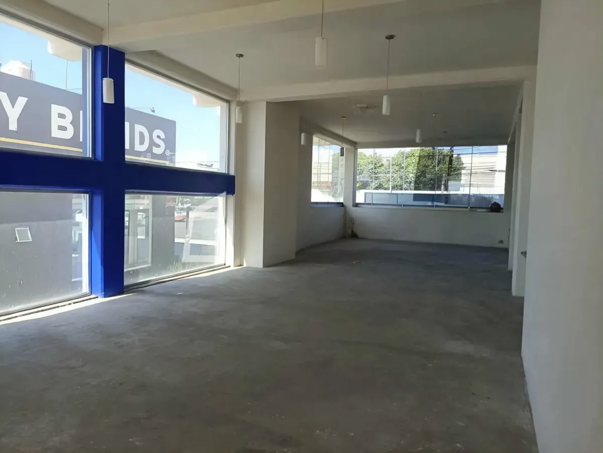 Local Comercial Spot2