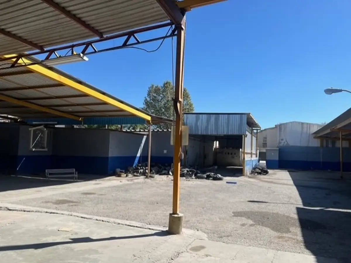 Local Comercial Spot2