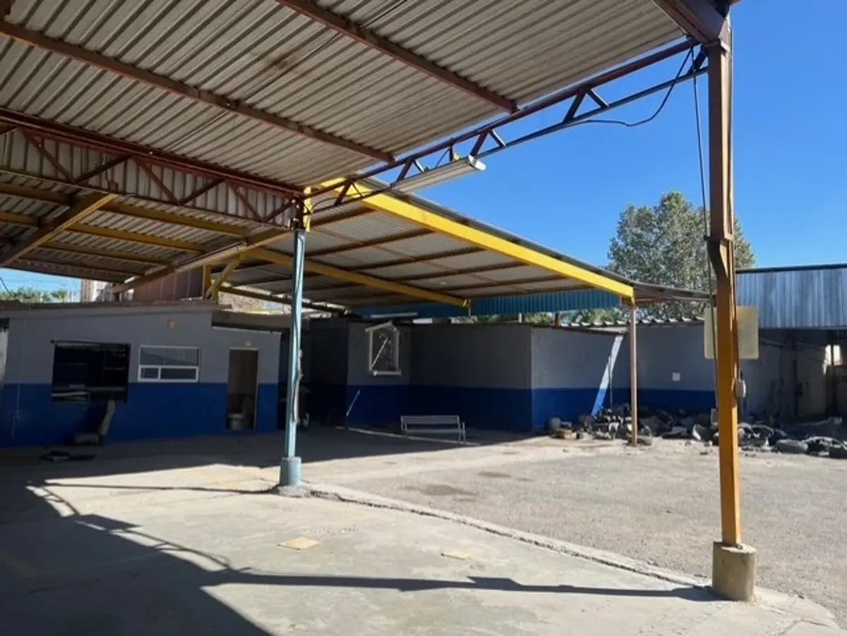 Local Comercial Spot2