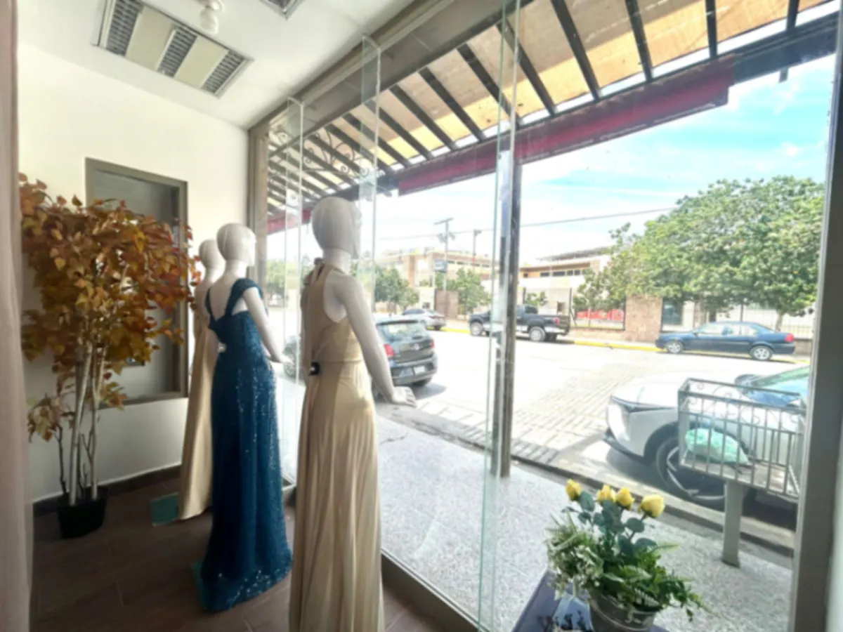 Local Comercial Spot2