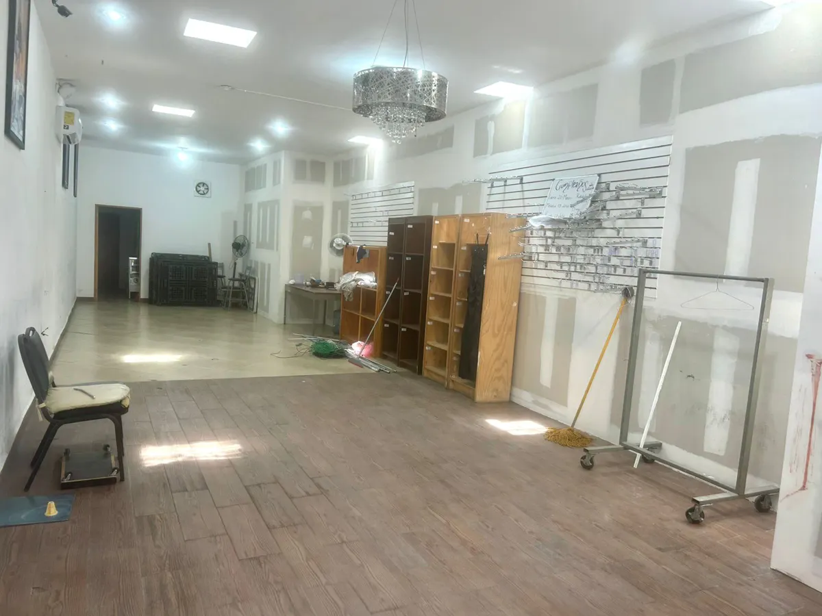 Local Comercial Spot2