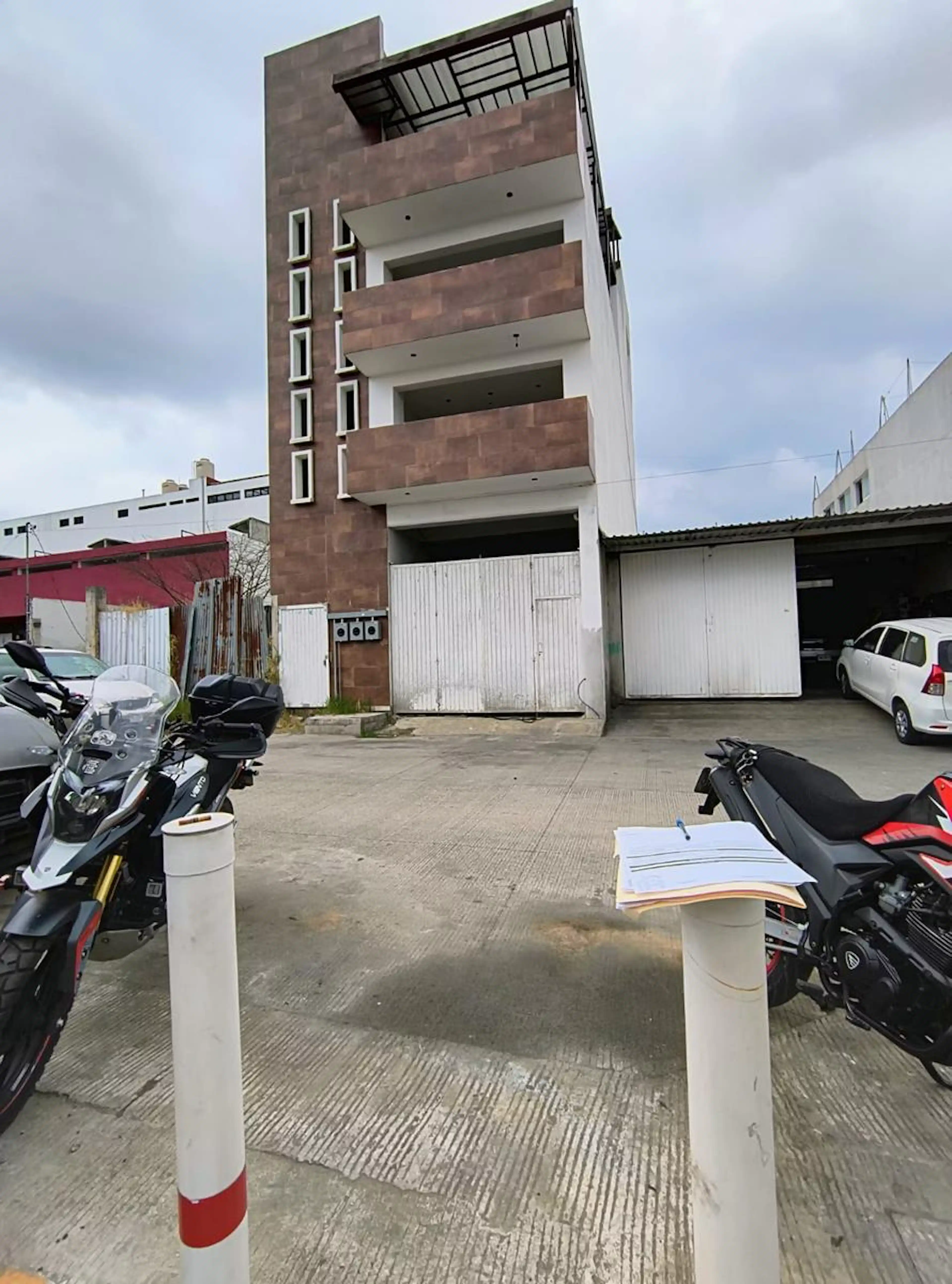 Edificio Comercial En Venta S/n