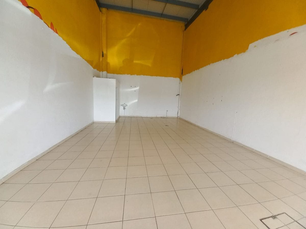 Local Comercial Spot2