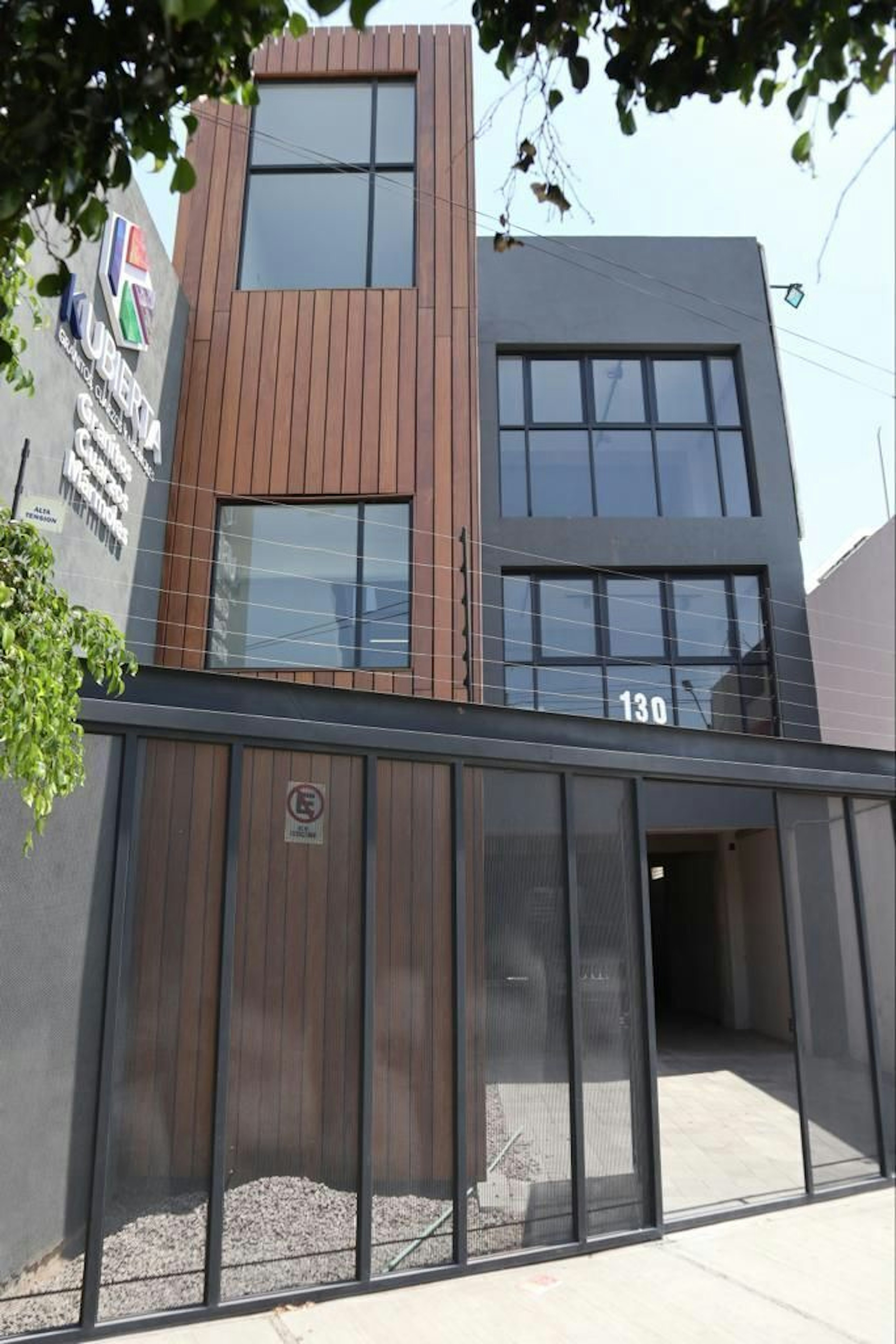 Spot image 0