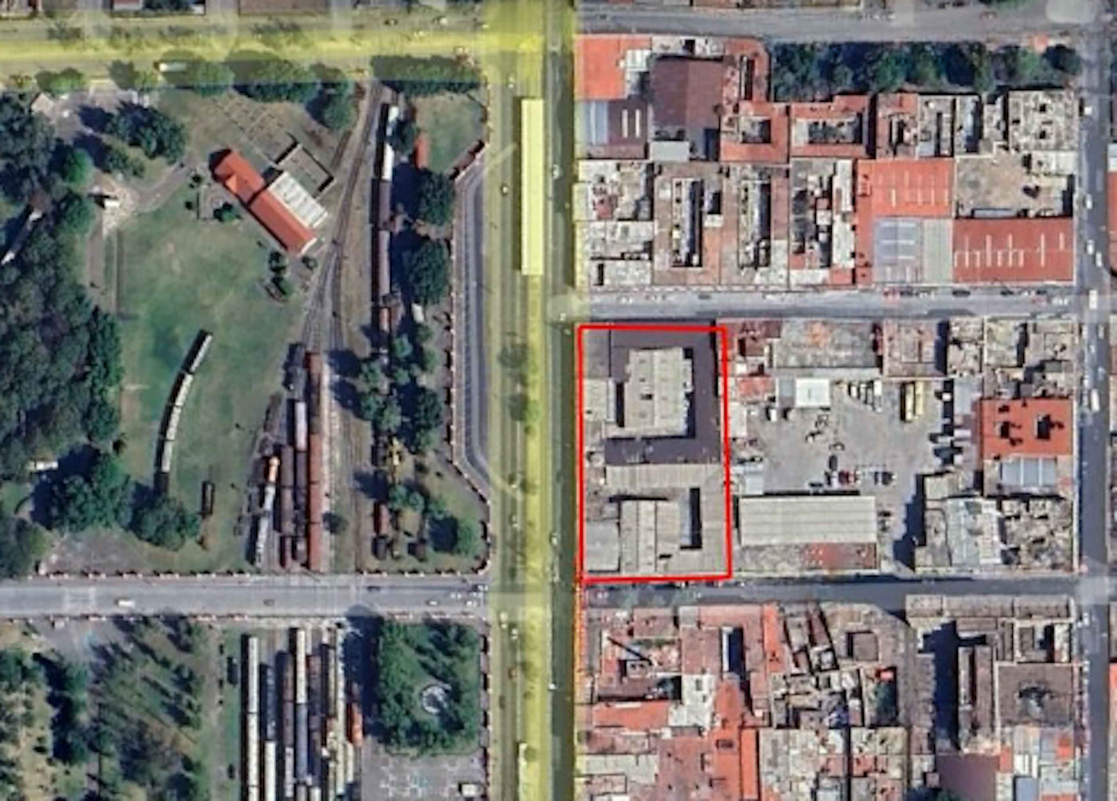 Calle 11 Norte Frente Al Museo De Ferrocarriles