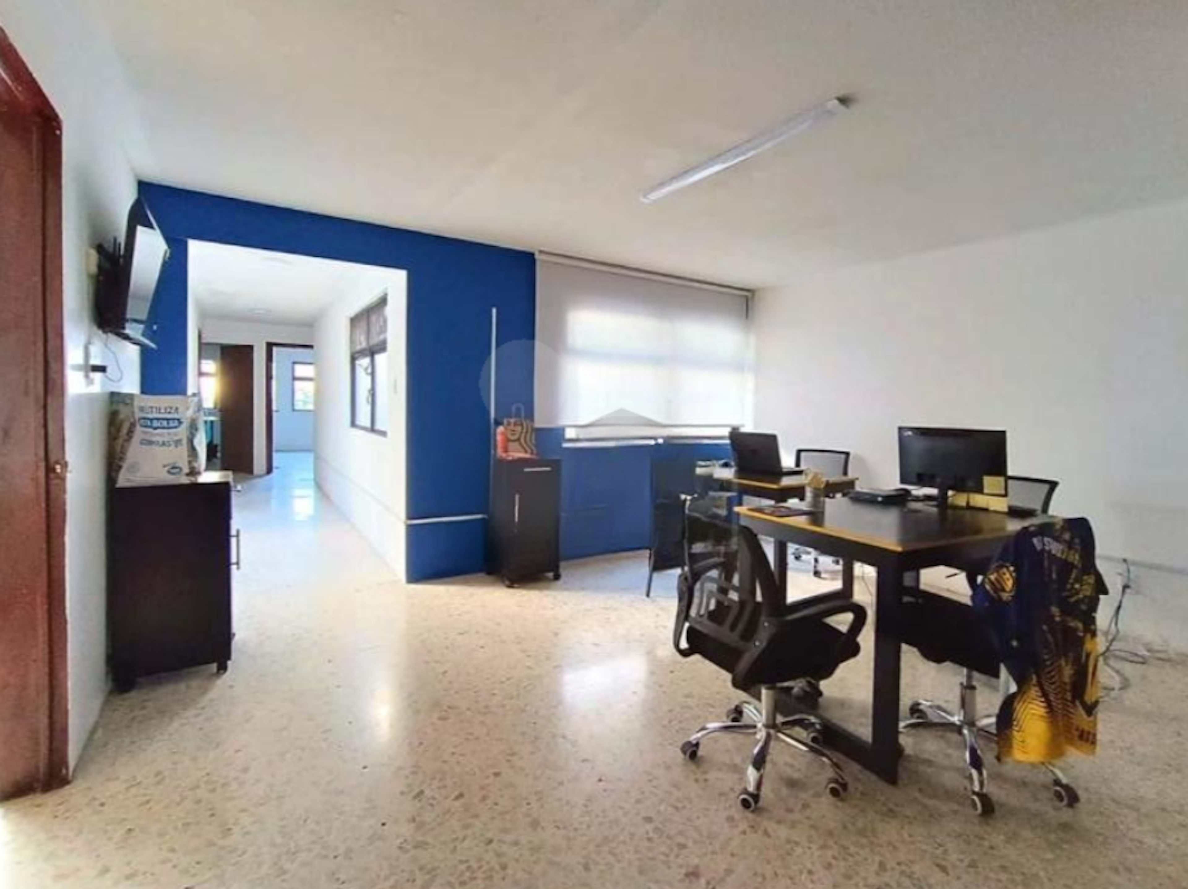 Spot image 0