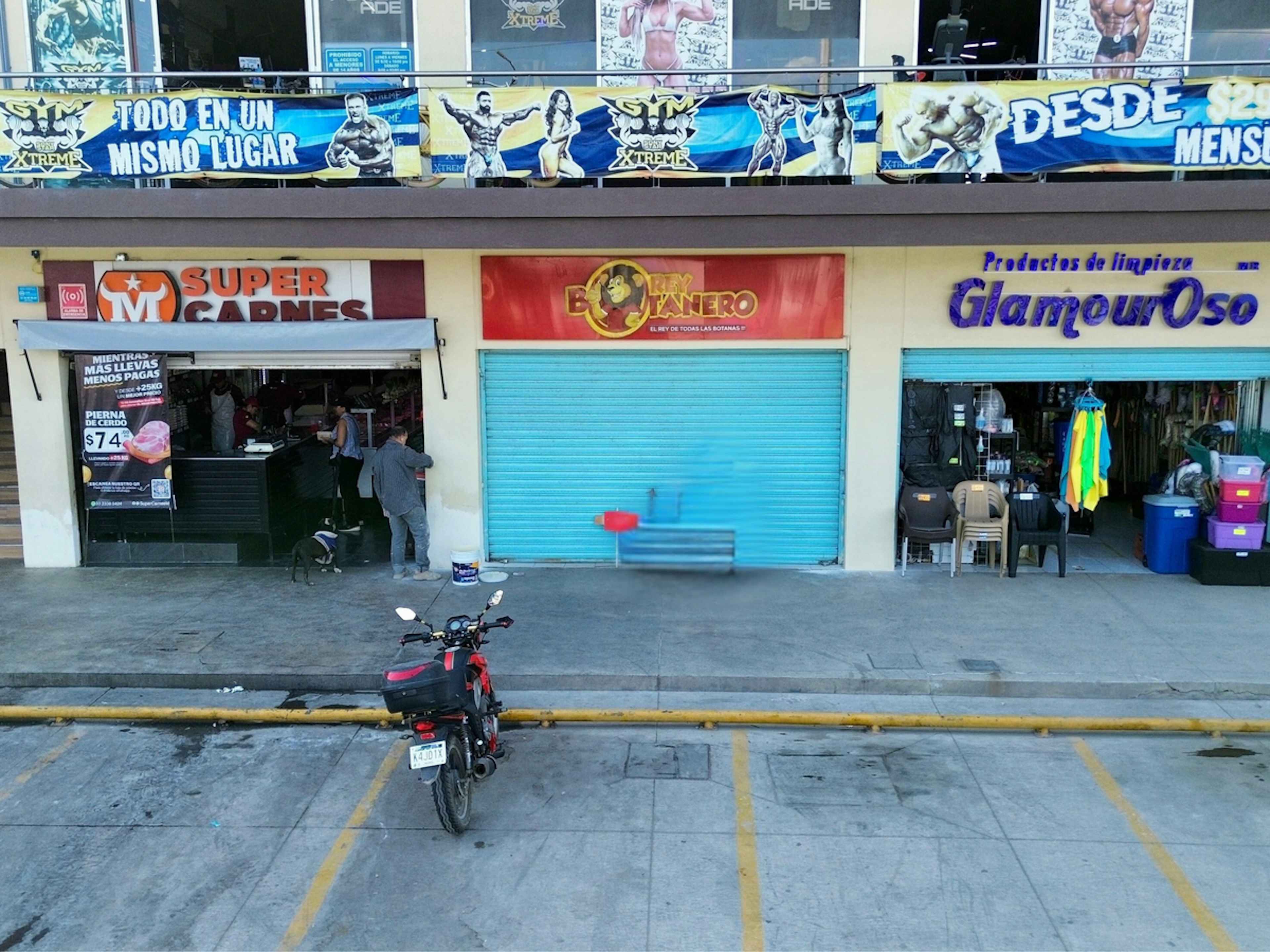 Calle Juan De La Barrera #865