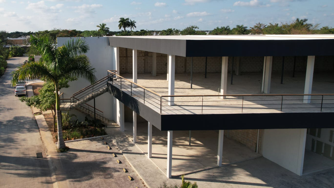 Local Comercial Spot2