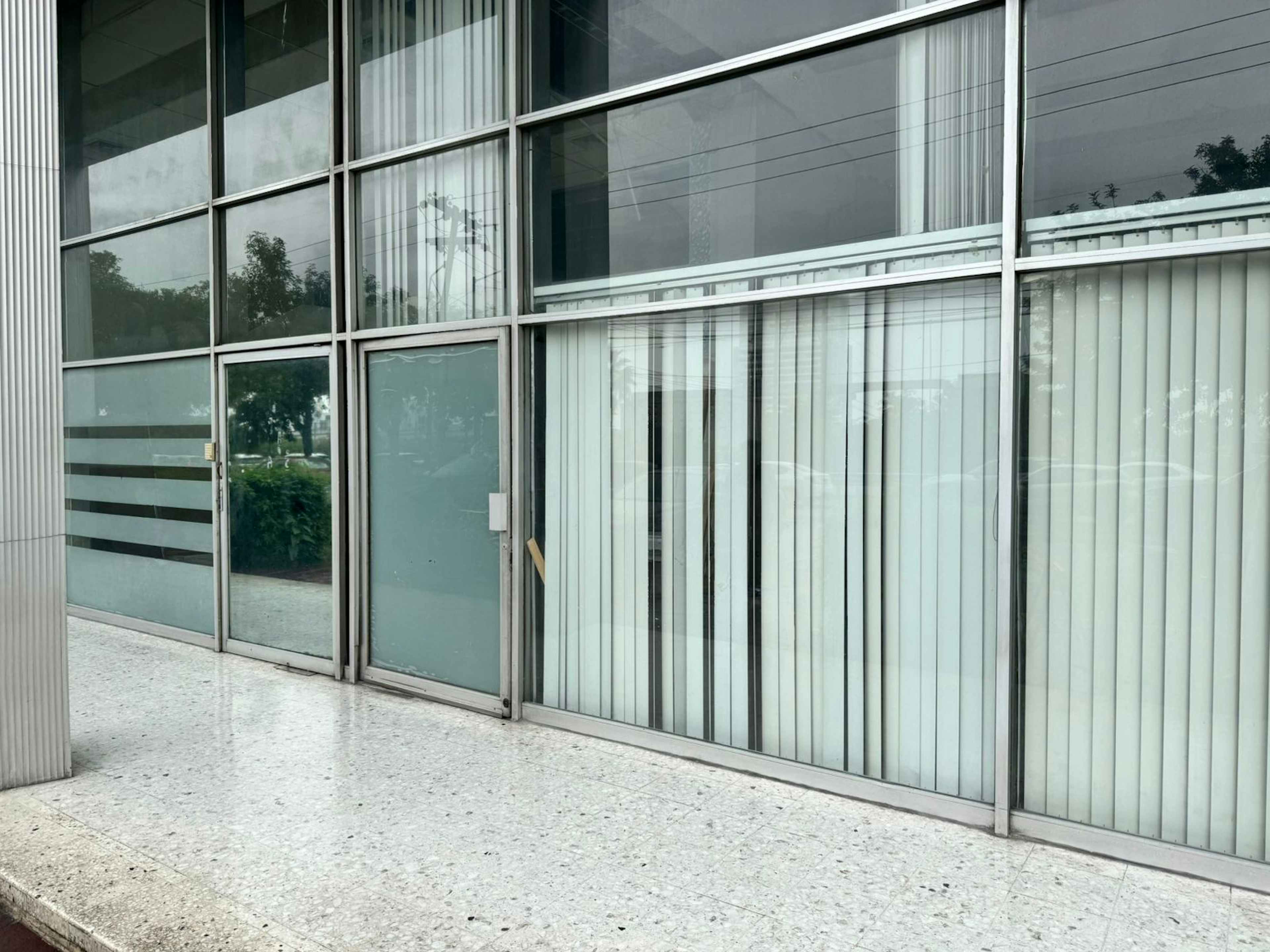 Avenida Ignacio Morones Prieto 2110