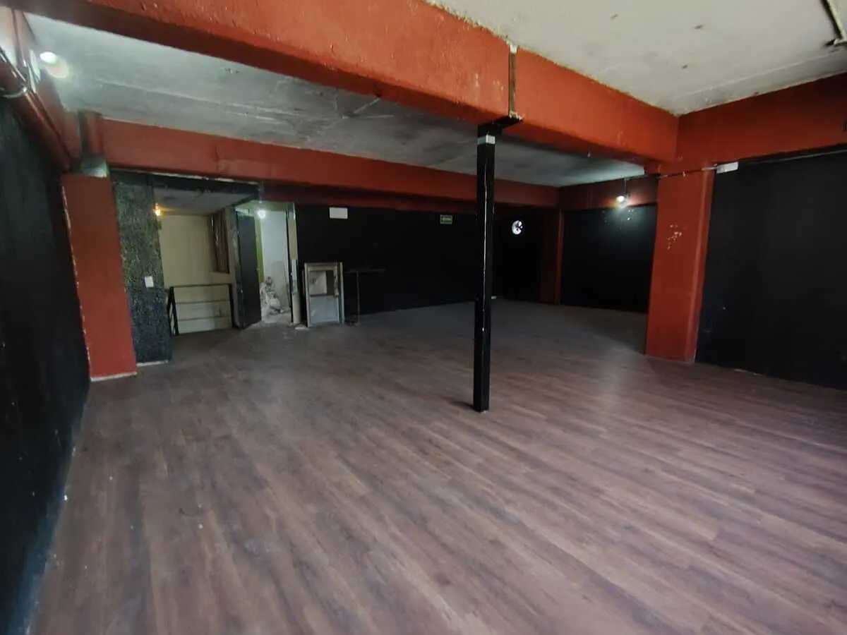 Local Comercial Spot2