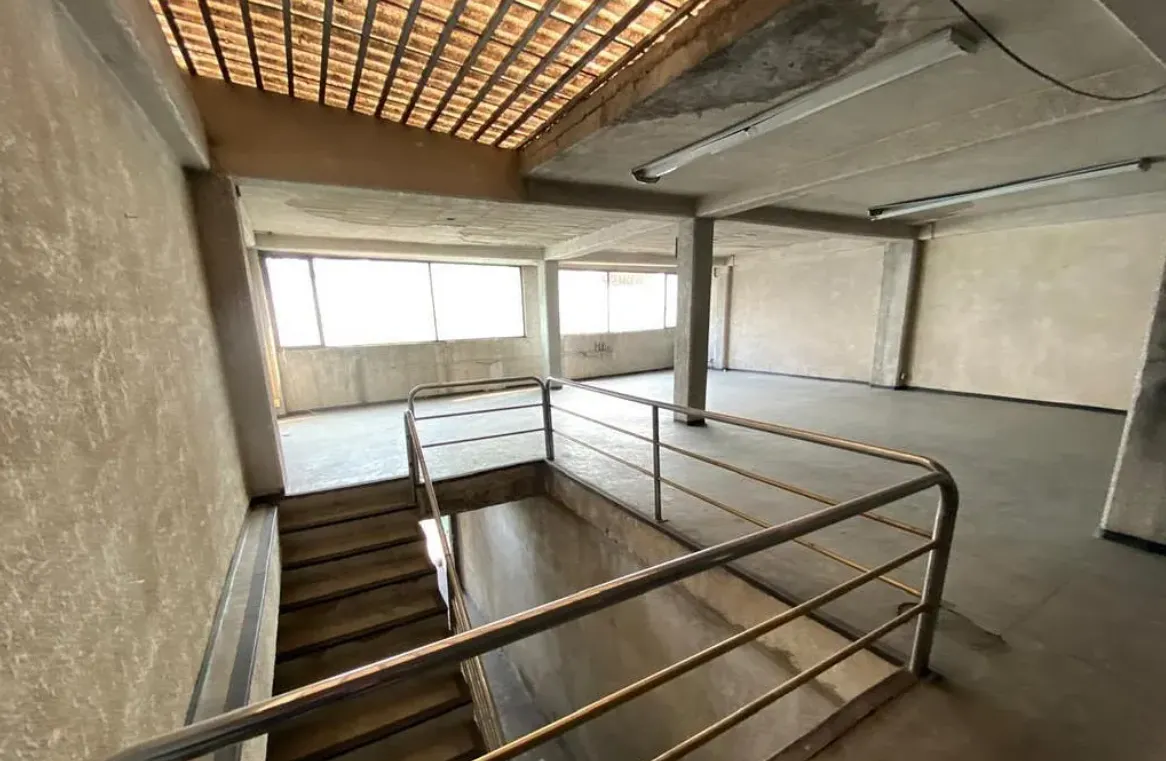 Local Comercial Spot2