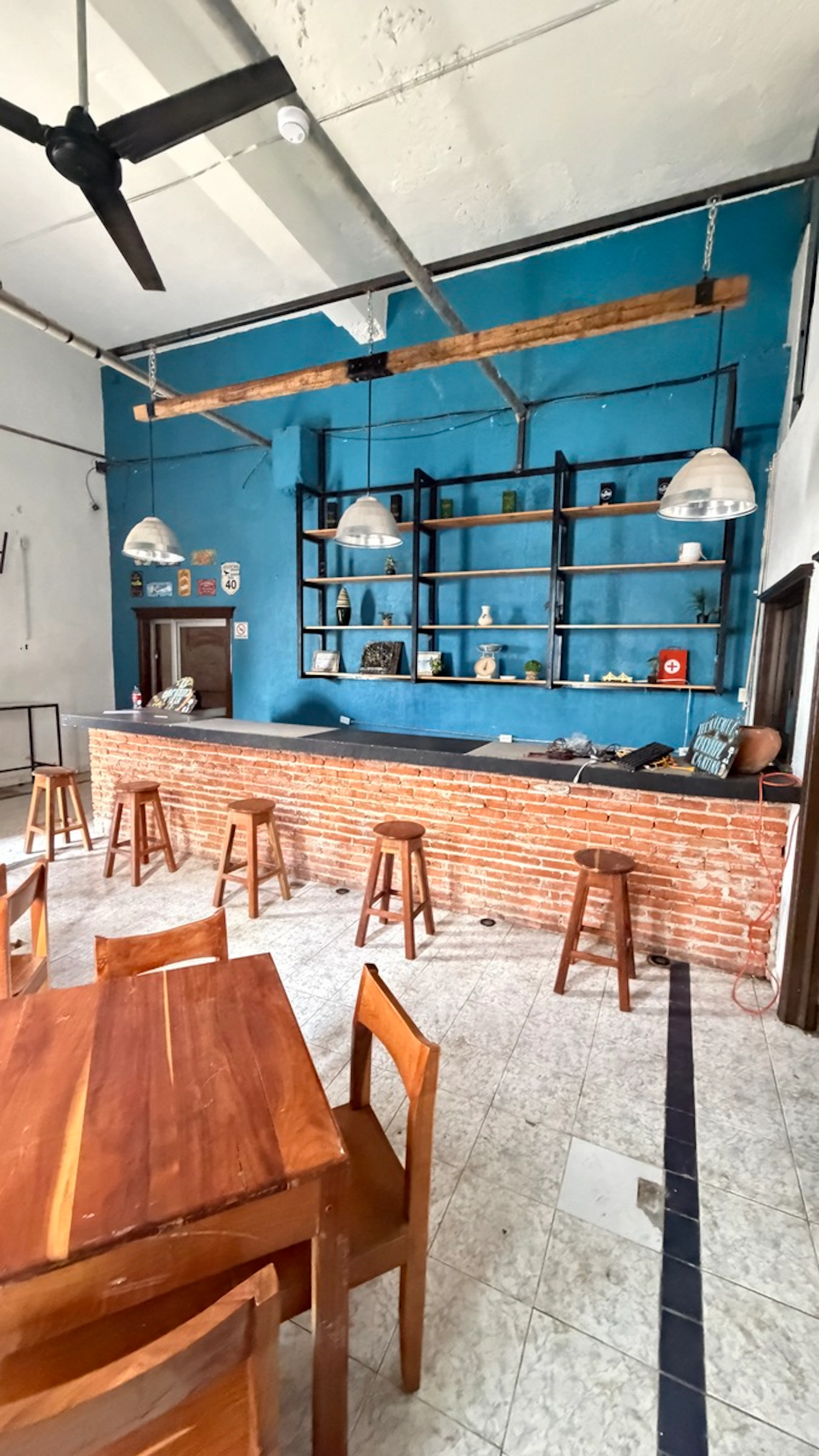 Local Comercial Spot2