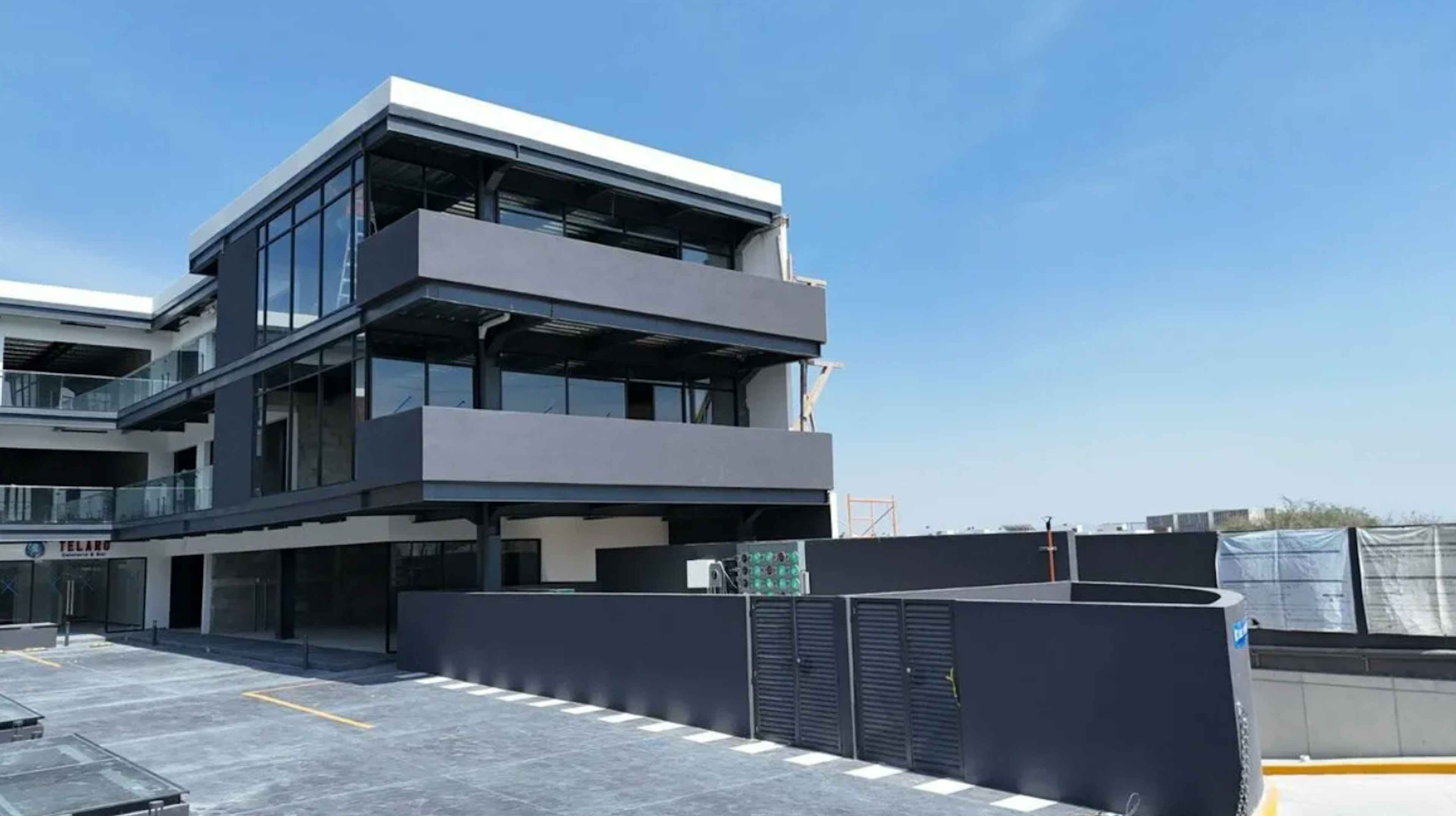 Avenida De Las Torres