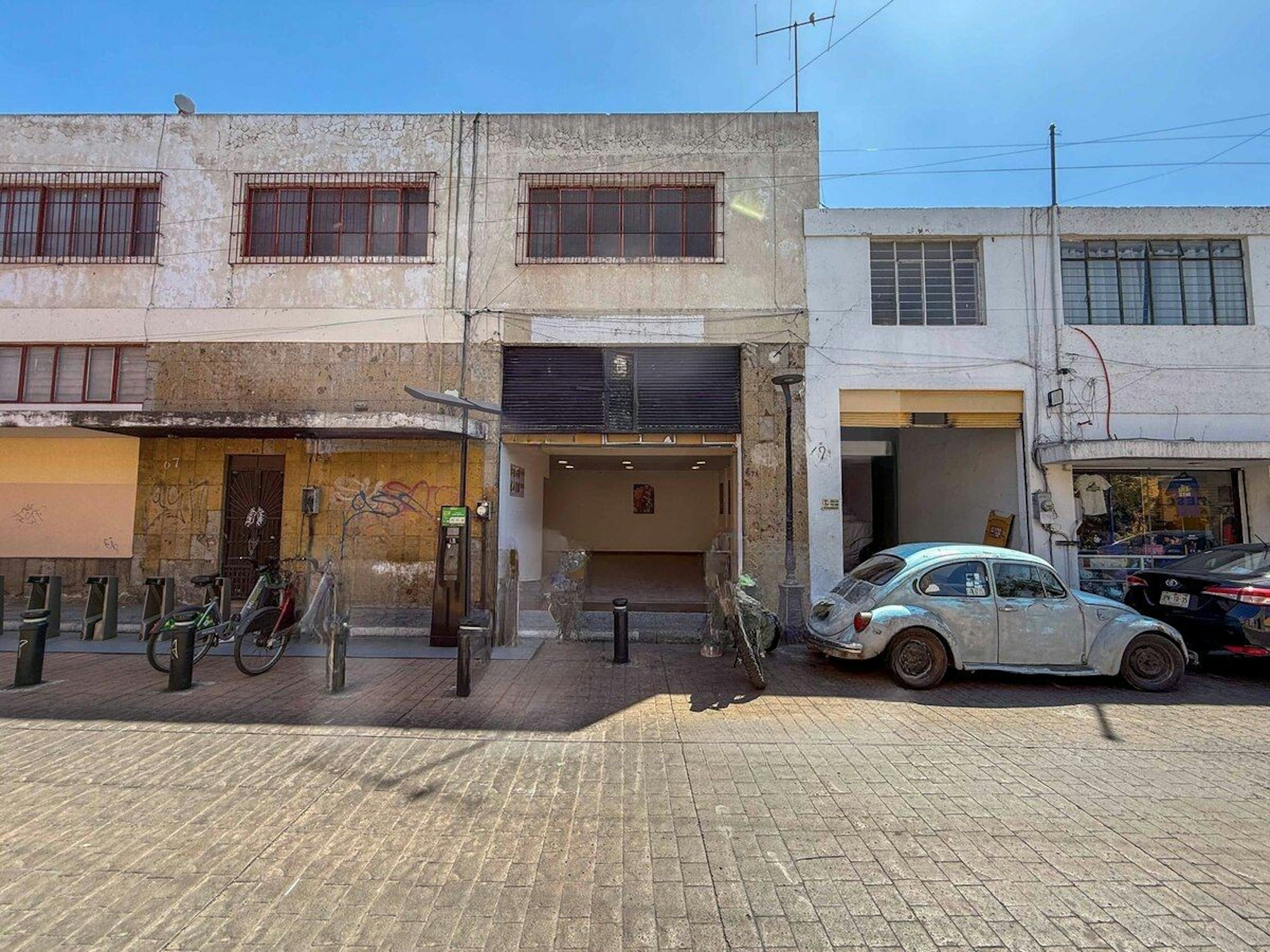 Spot image 0