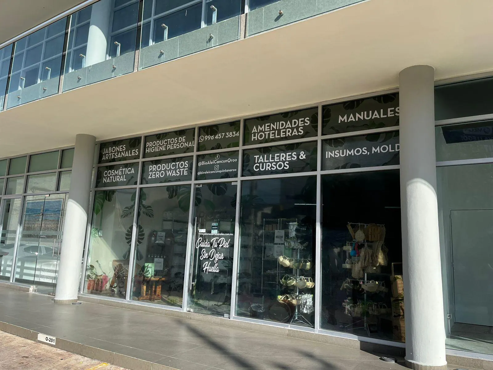 Local Comercial Spot2