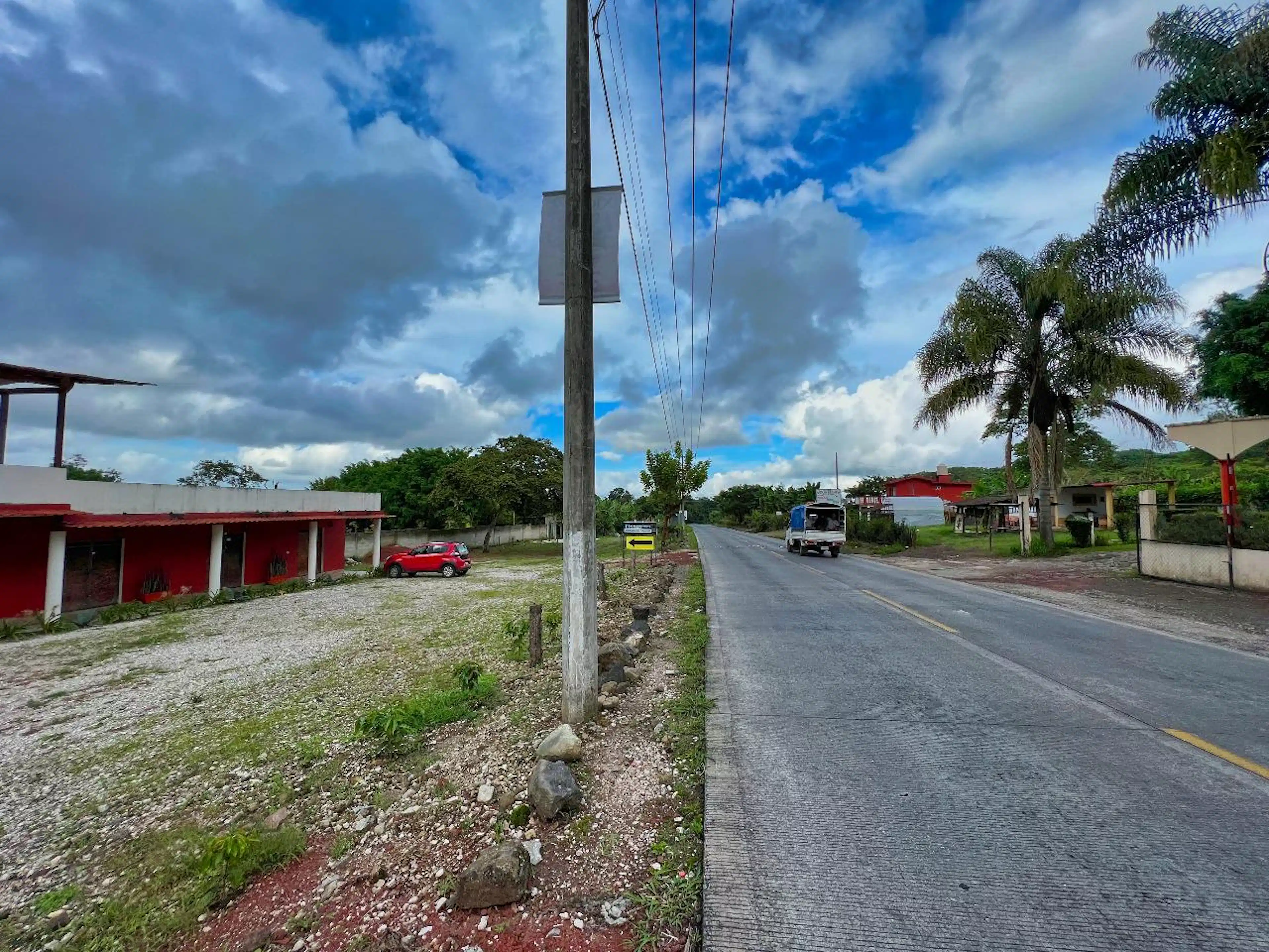 Local En Renta Zona Comercial Regional Coatepec-xico S/n