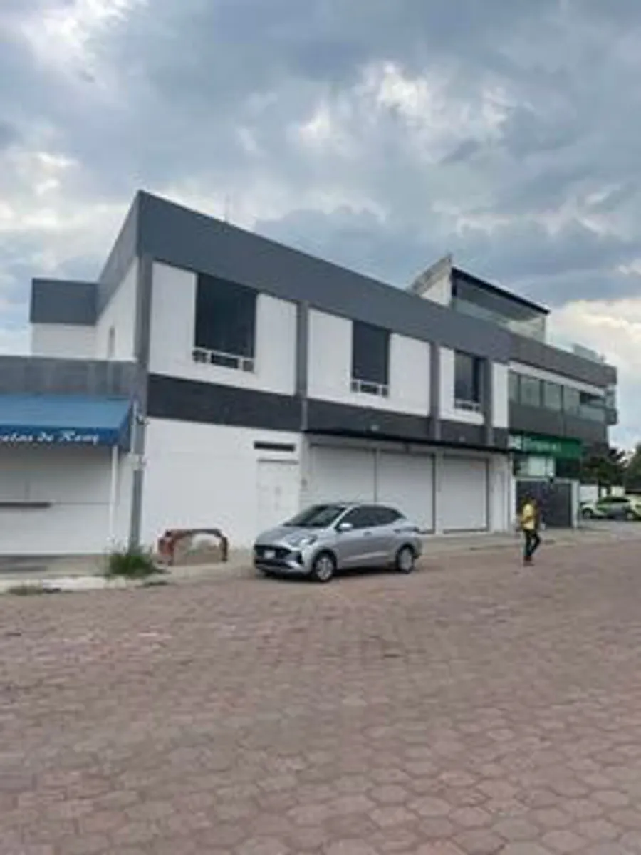 Local Comercial Spot2