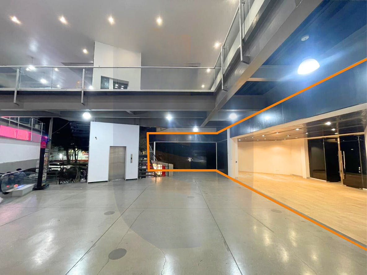 Local Comercial Spot2