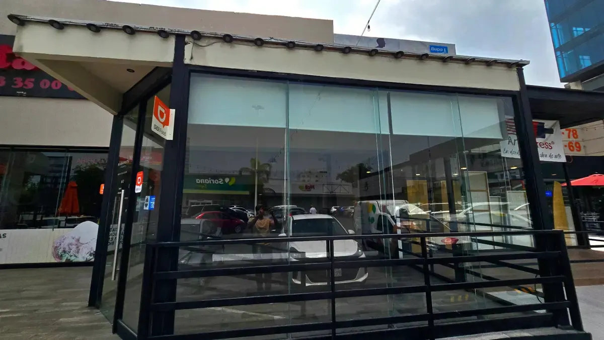 Local Comercial Spot2