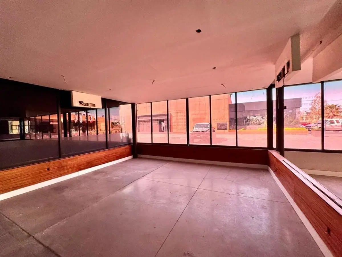 Local Comercial Spot2