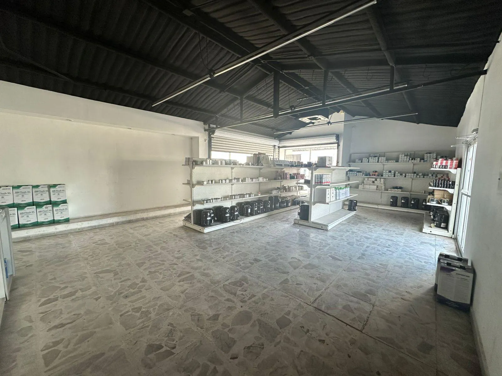 Local Comercial Spot2