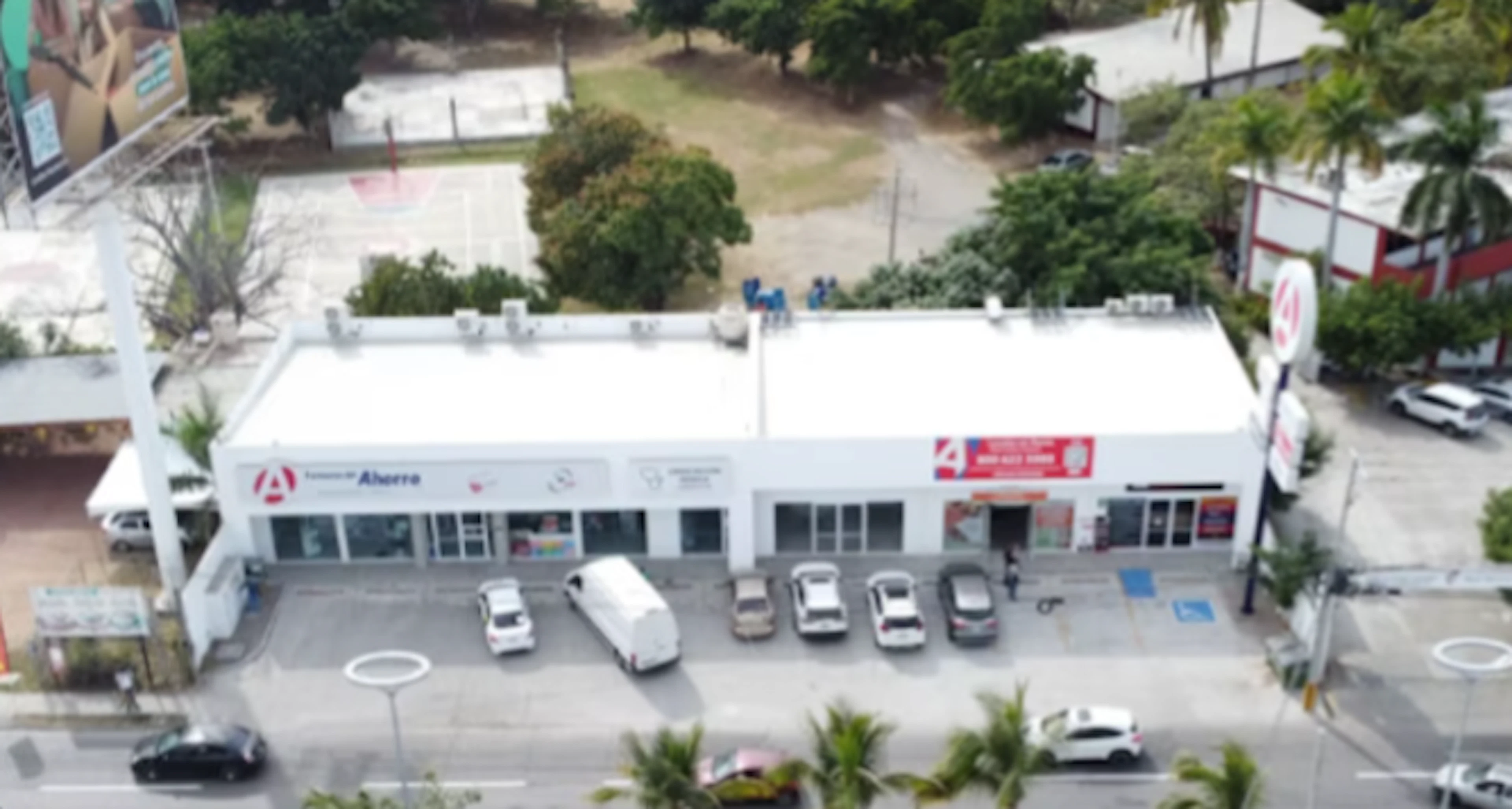 Local Comercial Spot2