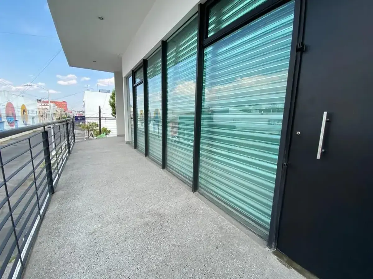 Local Comercial Spot2