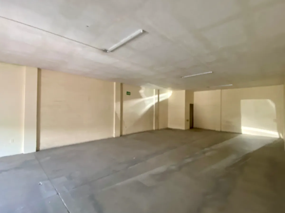 Local Comercial Spot2