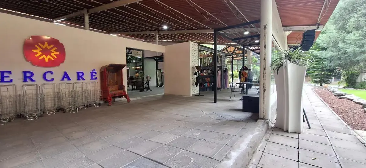 Local Comercial Spot2