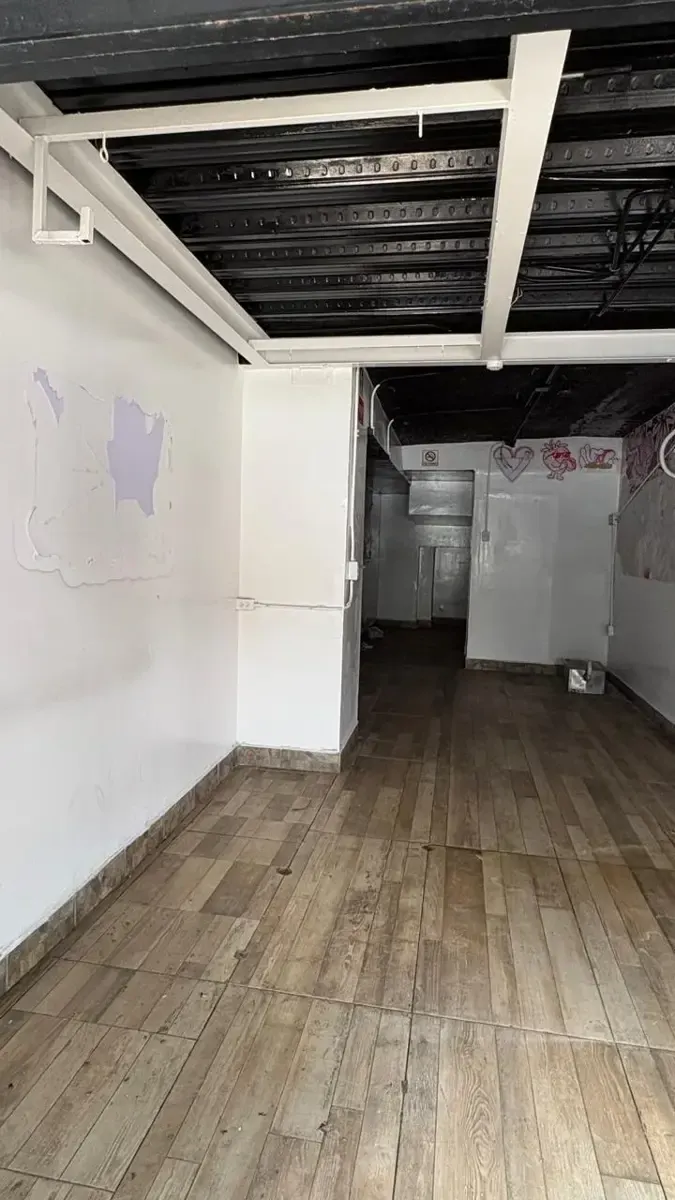 Local Comercial Spot2