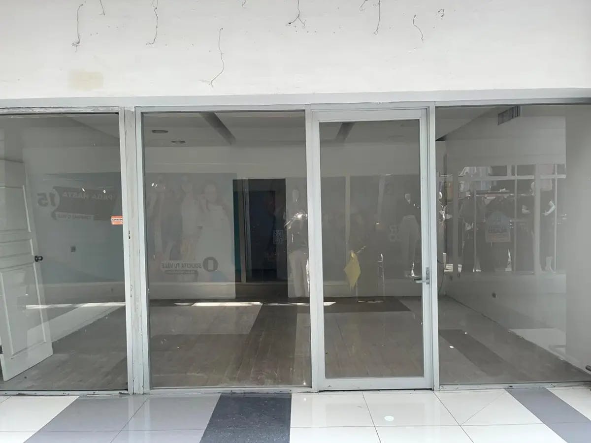 Local Comercial Spot2