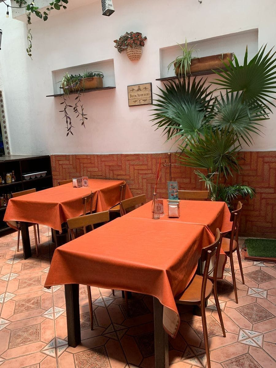 Local Comercial Spot2