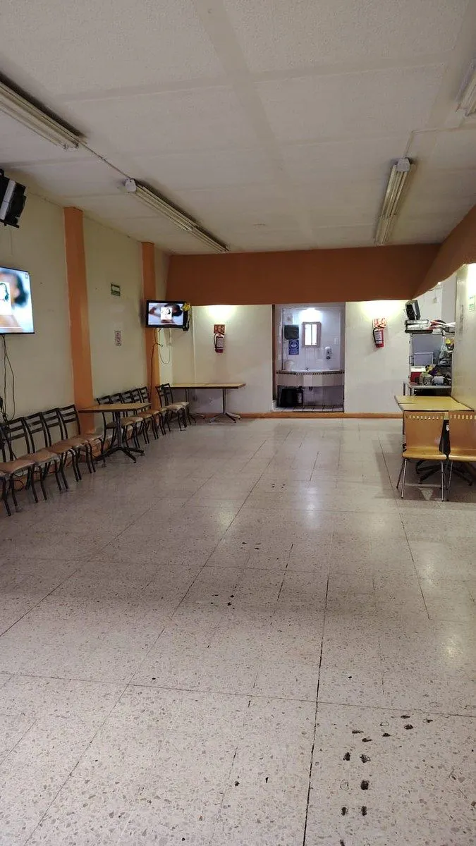 Local Comercial Spot2
