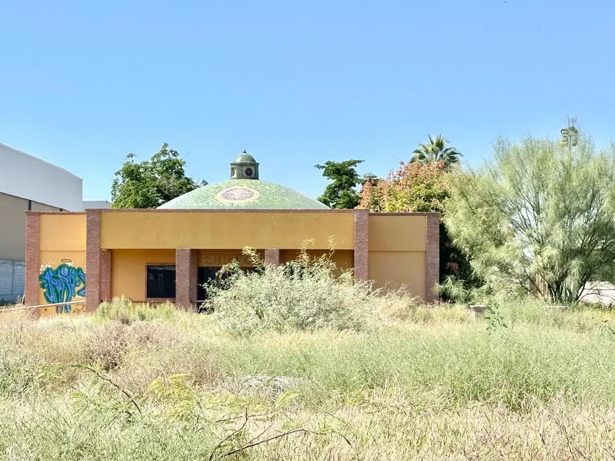 Local Comercial Spot2