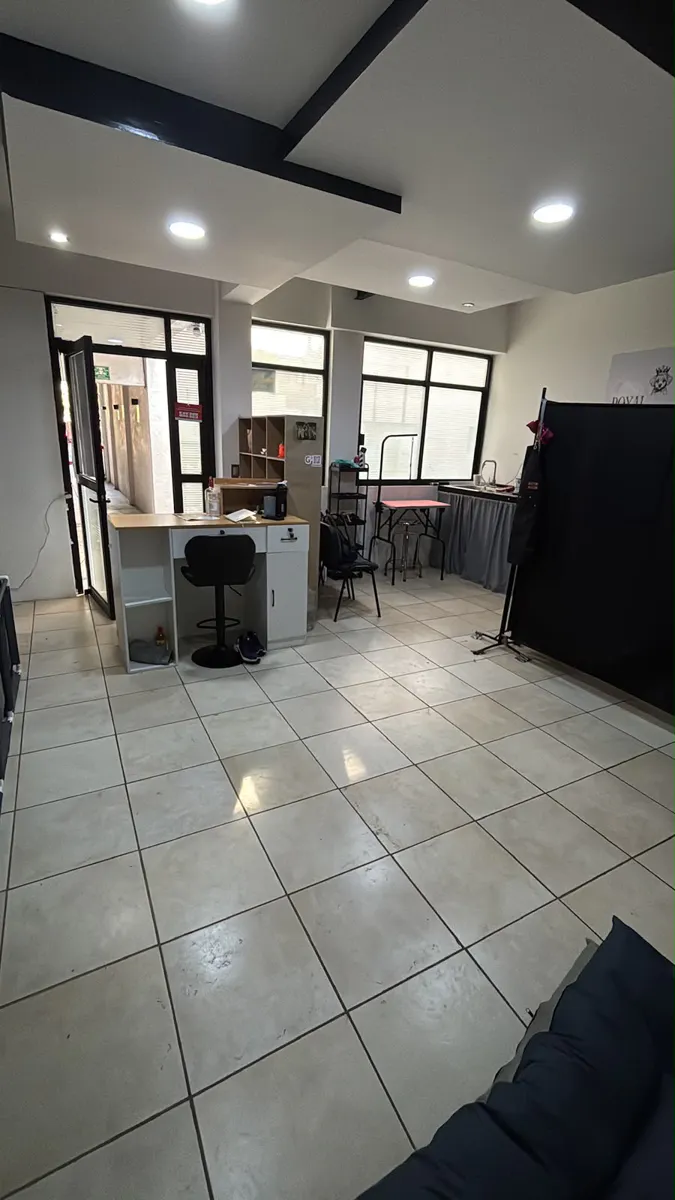 Local Comercial Spot2