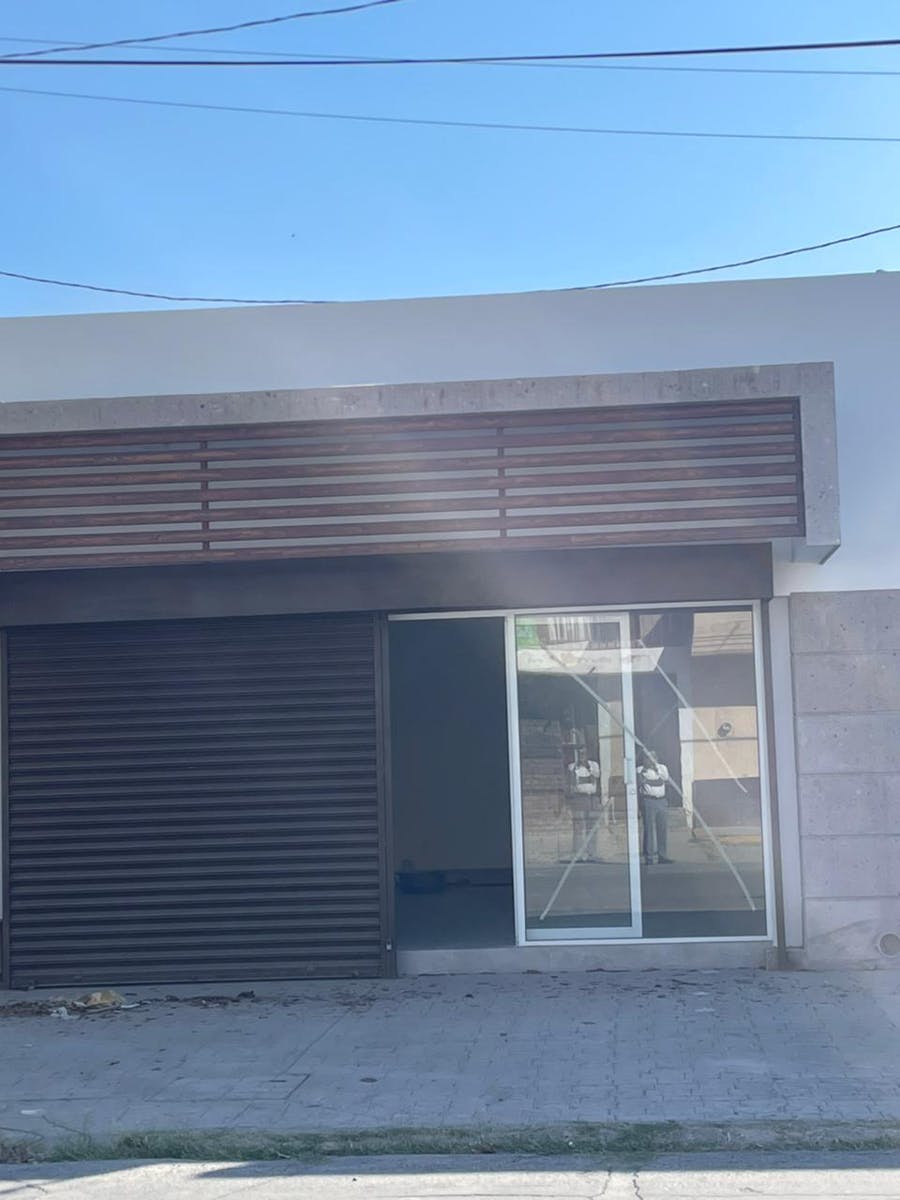 Local Comercial Spot2